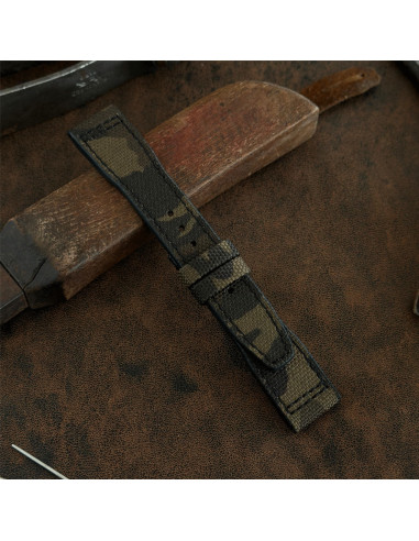 Green camouflage- Black Thread