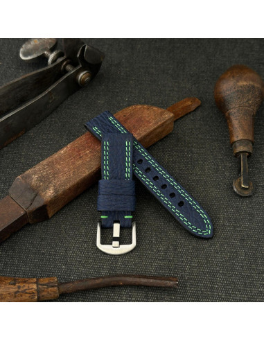 Tiburón Azul Oscuro Hilo verde intenso